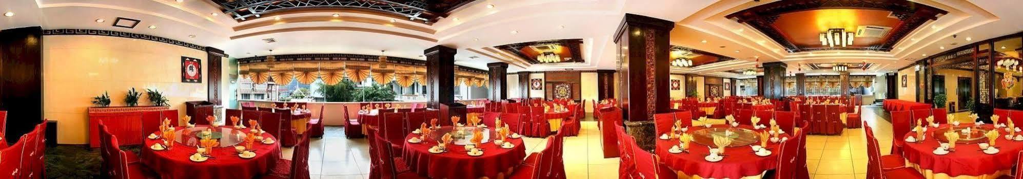 Guifu Holiday Hotel Yangshuo Esterno foto